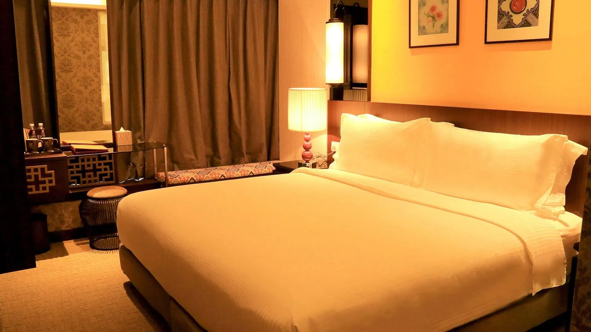 Estadia Hotel Malacca 4*,
